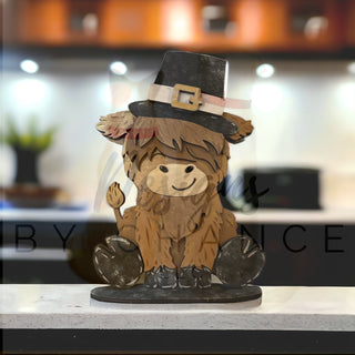 Take and Make - Highland Cow Shelf Sitter with 13 Interchangeable Hats